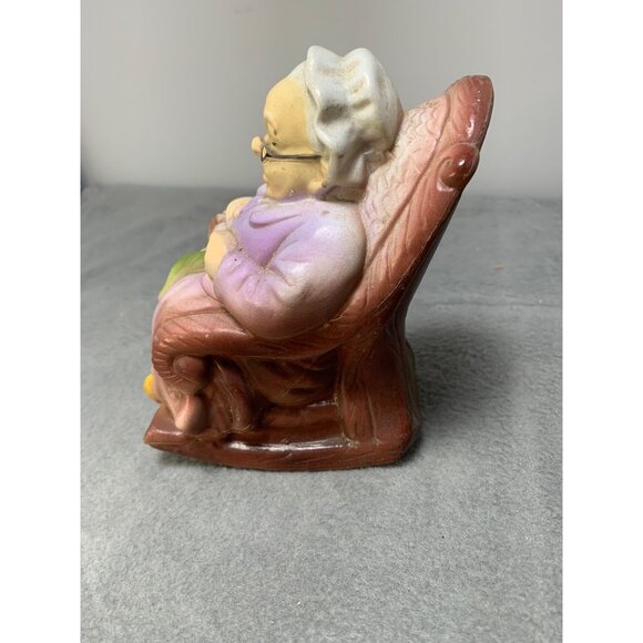 Vintage Brinnco Grandma Knitting Coin Bank Figurine 1970s - Picture 4 of 9